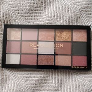 Makeup Revolution Eye Re-Loaded Palette. NEW!